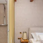Luxury Finessa 1 With Heated Pool, Jacuzzi And Sauna