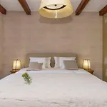 Luxury Finessa 1 With Heated Pool, Jacuzzi And Sauna *