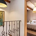 Luxury Finessa 1 With Heated Pool, Jacuzzi And Sauna Skradin