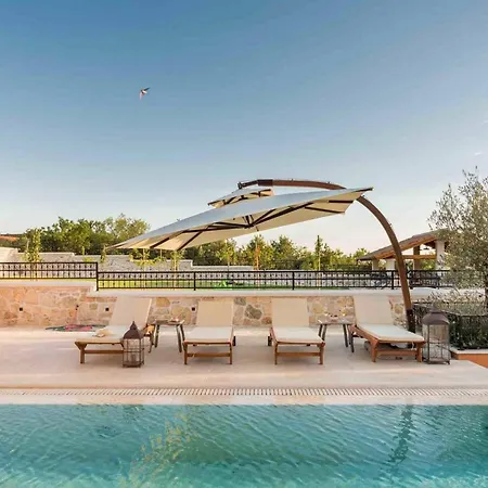 Luxury Finessa 1 With Heated Pool, Jacuzzi And Sauna Villa