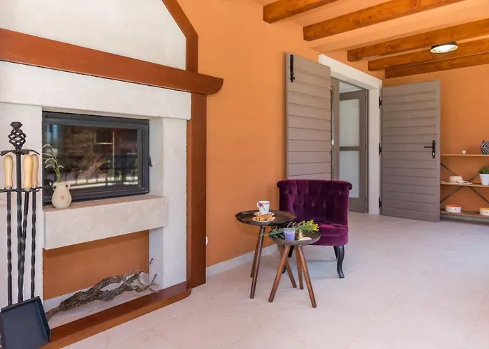 וילה Luxury Finessa 1 With Heated Pool, Jacuzzi And Sauna *