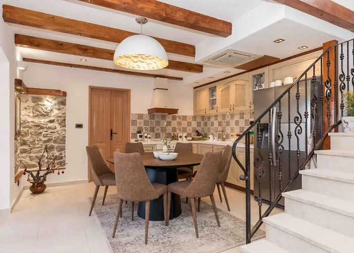 וילה Luxury Finessa 1 With Heated Pool, Jacuzzi And Sauna *