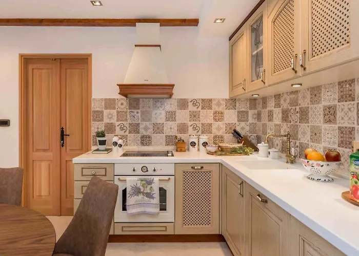 וילה Luxury Finessa 1 With Heated Pool, Jacuzzi And Sauna