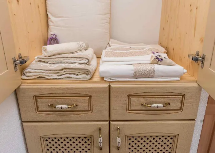 Luxury Finessa 1 With Heated Pool, Jacuzzi And Sauna