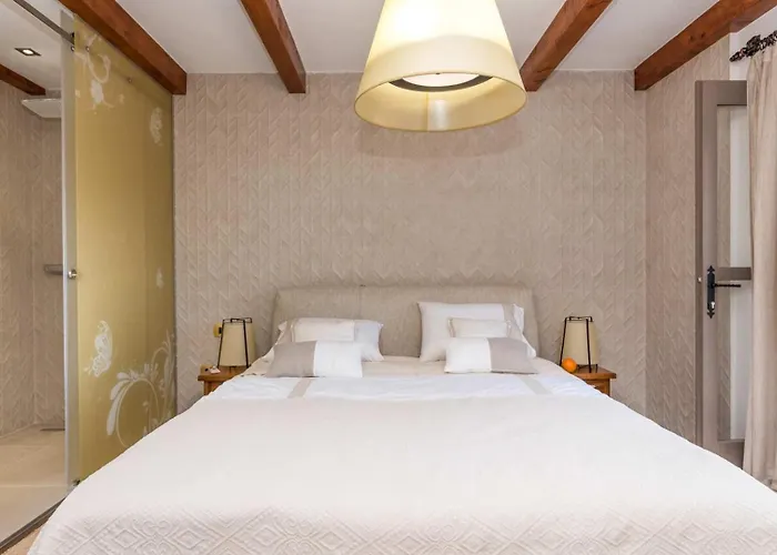 וילה Luxury Finessa 1 With Heated Pool, Jacuzzi And Sauna *